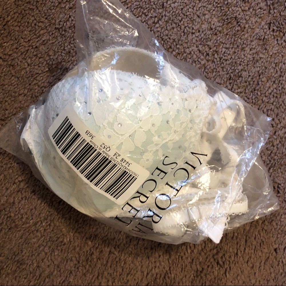 Victoria’s Secret Bra